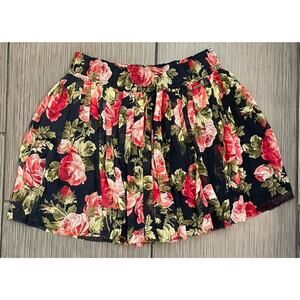 Abercrombie Fitch Black Floral Mini Skirt Size Medium